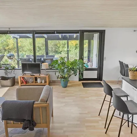 M17040-vaeggerlose-tagetesvej-35 別荘 Bøtø By